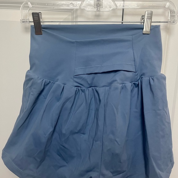 High wasted stretchy shorts | Size small | HALARA | Light blue - Picture 2 of 4